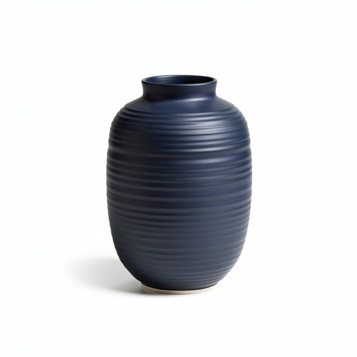 vase-hand-thrown-jakobstad-001